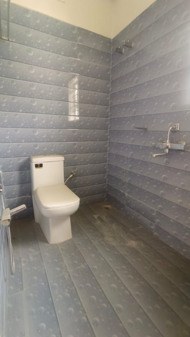 Unfurnished 3bhk in Swaraj Nagar, Sarumotoria, Guwahati, Assam, India for Rent